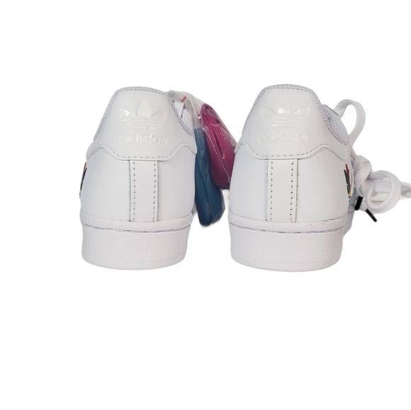 Adidas Superstar Diversity Pride Sneakers Sz 6.5 Shell Top Leather Trefoil Shoes - Picture 9 of 10